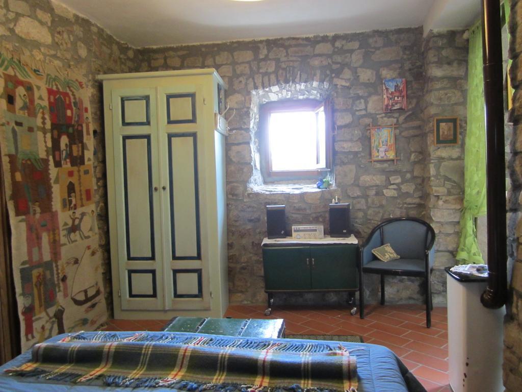 Poggio Delle Rondini Bed and Breakfast Bagnone Εξωτερικό φωτογραφία