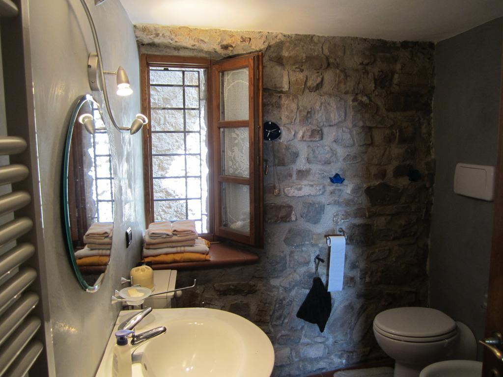 Poggio Delle Rondini Bed and Breakfast Bagnone Εξωτερικό φωτογραφία