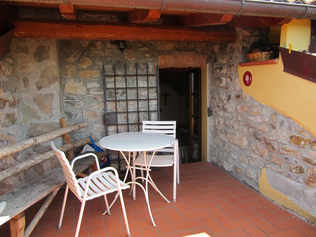 Poggio Delle Rondini Bed and Breakfast Bagnone Εξωτερικό φωτογραφία